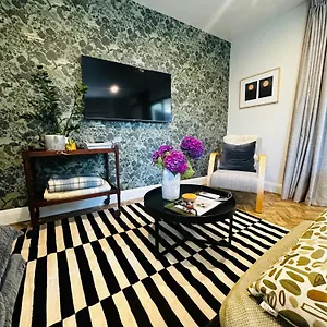 2-bed-beckenham-beauty-pet-friendly.top-hotels-christchurch.com/